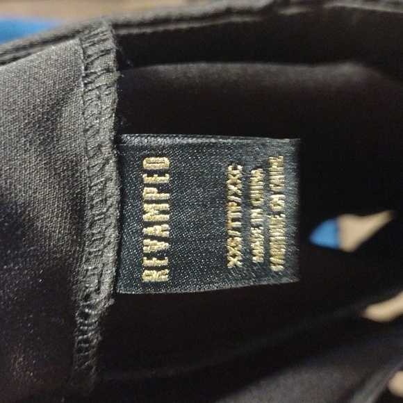 Revamped shorts - Picture 3 of 3